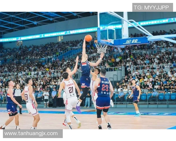 深圳篮球队在篮球团队协作排行榜中荣登第八名展现出色团队精神与实力 深圳篮球队在篮球团队协作排行榜中荣登第八名展现出色团队精神与实力