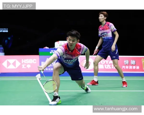 南京羽毛球队实力揭秘:羽毛球巨献背后的训练与成就分析 南京羽毛球队实力揭秘:羽毛球巨献背后的训练与成就分析